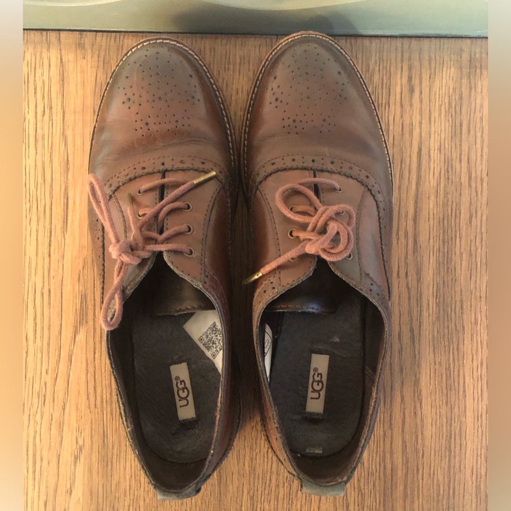 UGG | Leather Oxfords | Brown - Picture 4 of 6